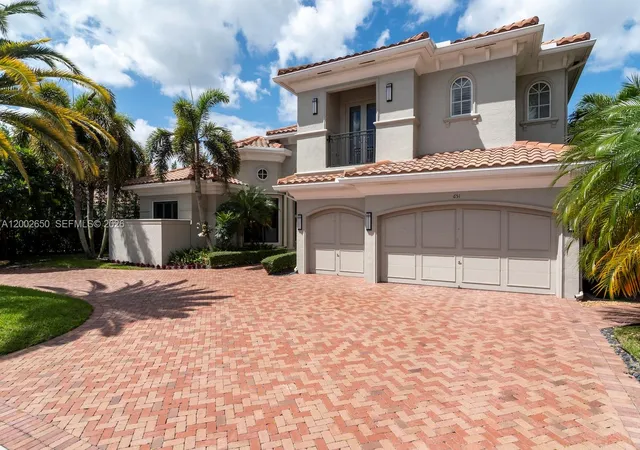 Homes for sale in Plantation, FL | 651 Sweet Bay Ave, Plantation, FL 33324 | MLS# A12002650