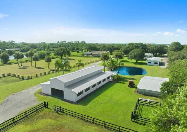 Photo 4 of House for sale at 8530 8th Street, Vero Beach, FL 32968 | MLS# B26020202 | Listing updated on 2026-09-23