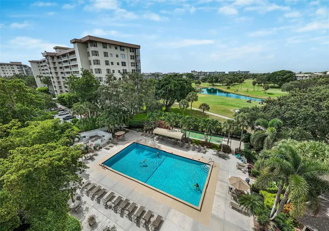 41st image of 3705 Oaks Wy #310, Pompano Beach, FL 33069 | MLS# B26020230