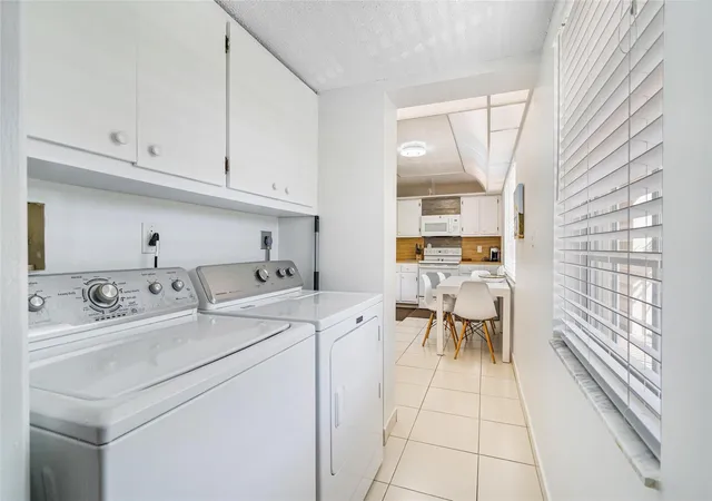 5th image of 3705 Oaks Wy #310, Pompano Beach, FL 33069 | MLS# B26020230