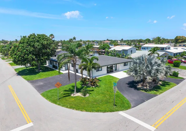 Photo 3 of Multi family home for sale at 491 Se 19th Avenue, Pompano Beach, FL 33060 | MLS# B26020260 | Listing updated on 2026-10-02