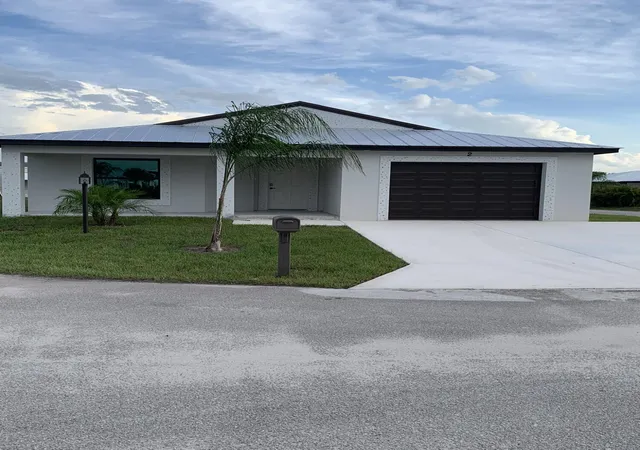 Photo 1 of Single family home for sale at 43 La Villa Way, Fort Pierce, FL 34951 | MLS# B26020338 | Listing updated on 2026-10-02