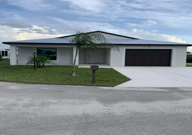 Photo 2 of Single family home for sale at 43 La Villa Way, Fort Pierce, FL 34951 | MLS# B26020338 | Listing updated on 2026-10-02