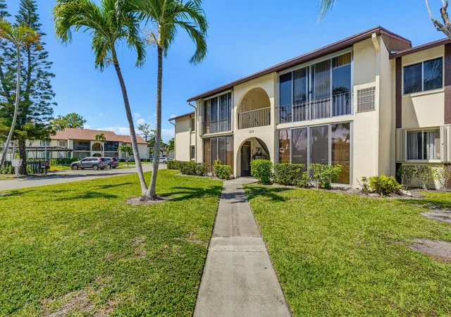 Photo 2 of Condo for sale at 5760 Pine Wood Dr #D-1, Greenacres, FL 33463 | MLS# B26020347 | Listing updated on 2026-09-23
