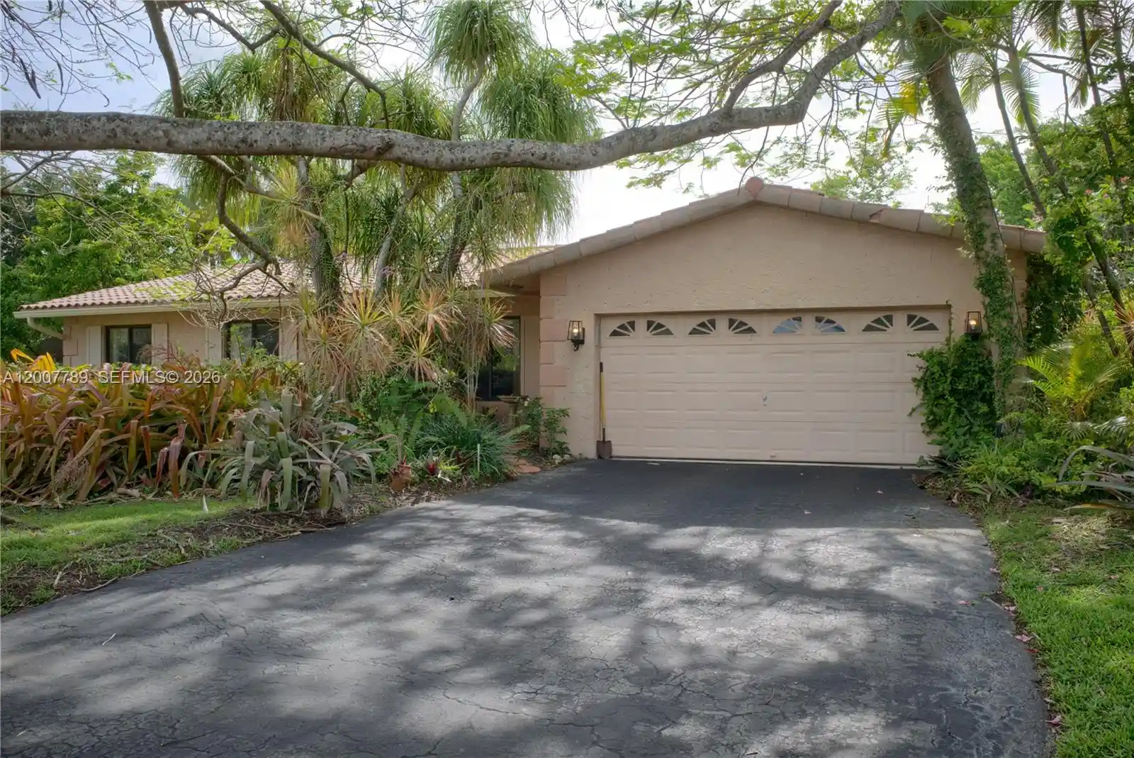 Single family home for sale at 11075 NW 38th Street, Coral Springs, FL 33065 | MLS# A12007789