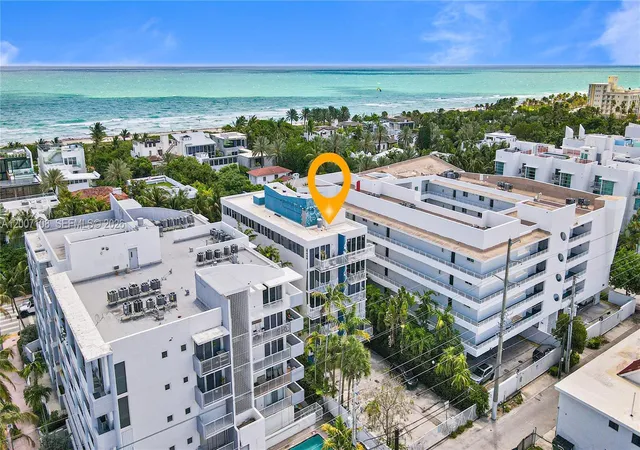 2nd image of 7824 Collins Ave #401, Miami Beach, FL 33141 | MLS# A12007108