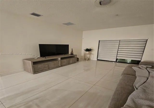 3rd image of 8167 Nw 41St St #E109, Doral, FL 33166 | MLS# A12004836