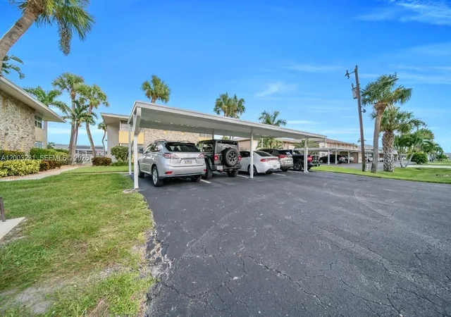 Homes for sale in Cape Coral, FL | 4613 Se 5th St #210, Cape Coral, FL 33904 | MLS# A12003231
