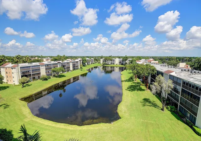 Homes for sale in Delray Beach, FL | 14460 Strathmore Lane, Delray Beach, FL 33446 | Houzeo