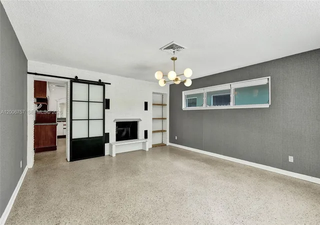 1st image of 1421 S Palmway, Lake Worth Beach, FL 33460 | MLS# A12006757