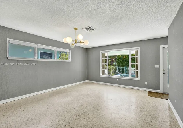 4th image of 1421 S Palmway, Lake Worth Beach, FL 33460 | MLS# A12006757