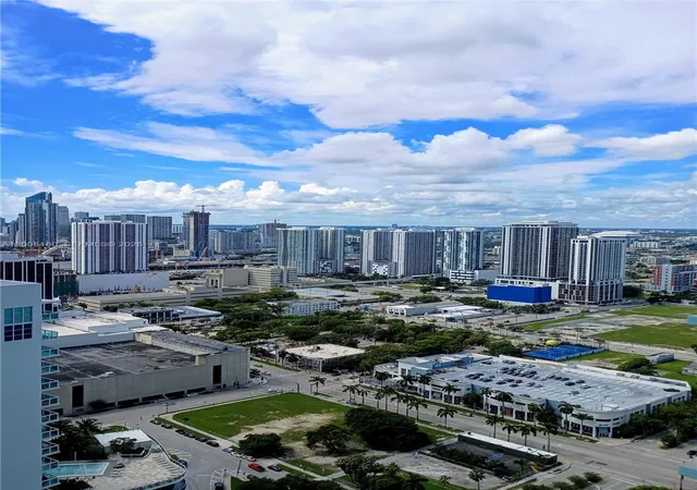 Homes for sale in Miami, FL | 1900 N Bayshore Dr #4007, Miami, FL 33132 | MLS# A12008160