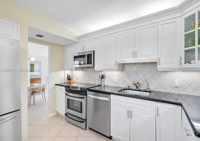 1st image of 400 Ocean Trail Wy #302, Jupiter, FL 33477 | MLS# A12008177
