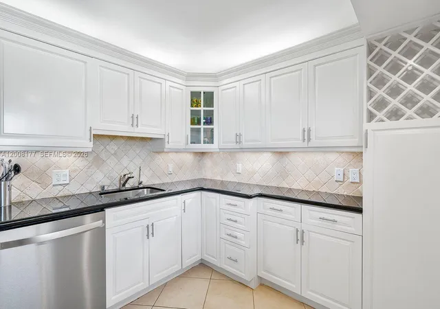 4th image of 400 Ocean Trail Wy #302, Jupiter, FL 33477 | MLS# A12008177