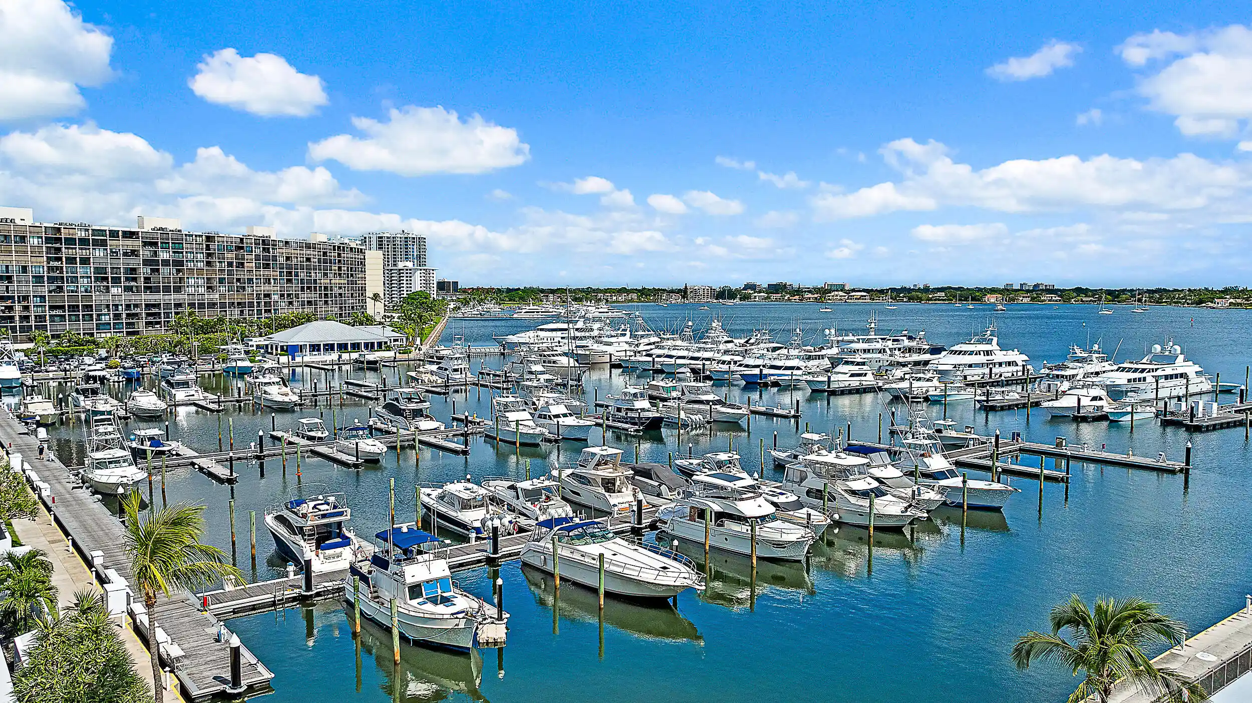 Condo for sale at 100 Lakeshore Dr #354, North Palm Beach, FL 33408 | MLS# B26020738