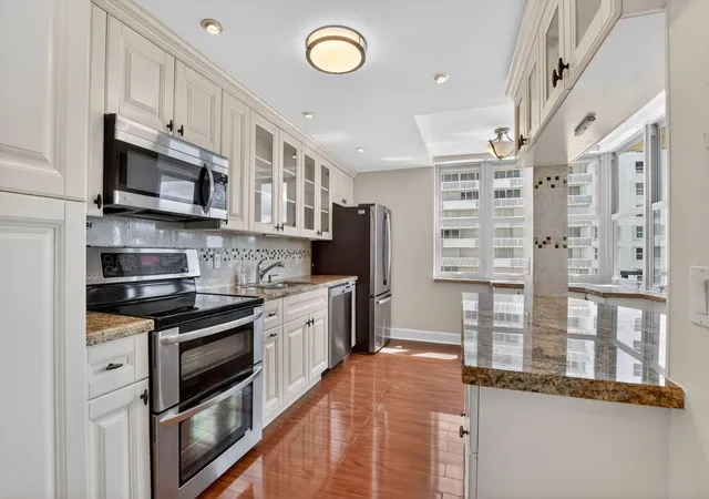 Photo 3 of Condo for sale at 1180 S Ocean Blvd #3f, Boca Raton, FL 33432 | MLS# B26020791 | Listing updated on 2026-09-27