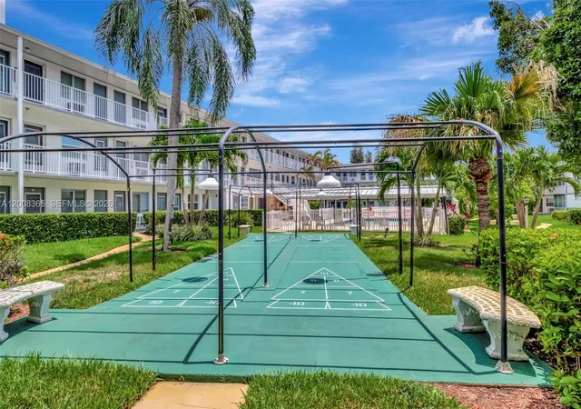 3rd image of 15610 Ne 6Th Ave #23C, Miami, FL 33162 | MLS# A12008365