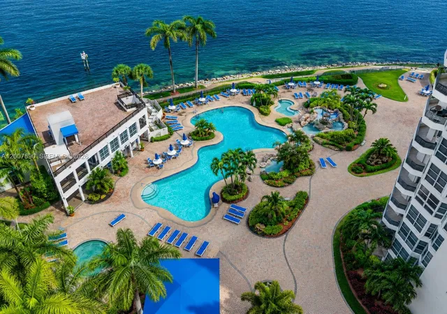 4th image of 19195 Ne 36Th Ct #1503, Ojus, FL 33180 | MLS# A12007890