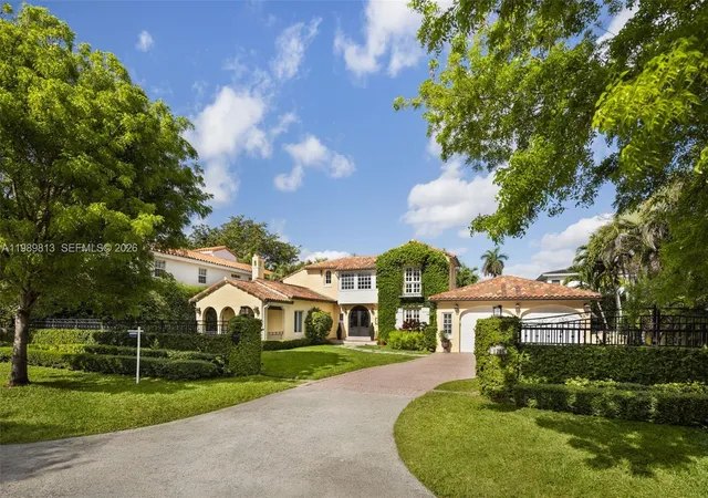 1st image of 4206 Alhambra Cir, Coral Gables, FL 33146 | MLS# A11989813