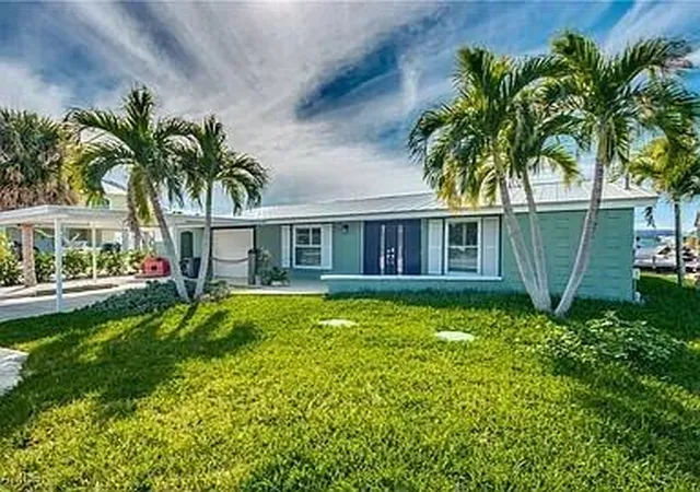 Photo 4 of Single family home for sale at 2891 Cussell Dr, St James City, FL 33956 | MLS# B26020885 | Listing updated on 2026-09-23