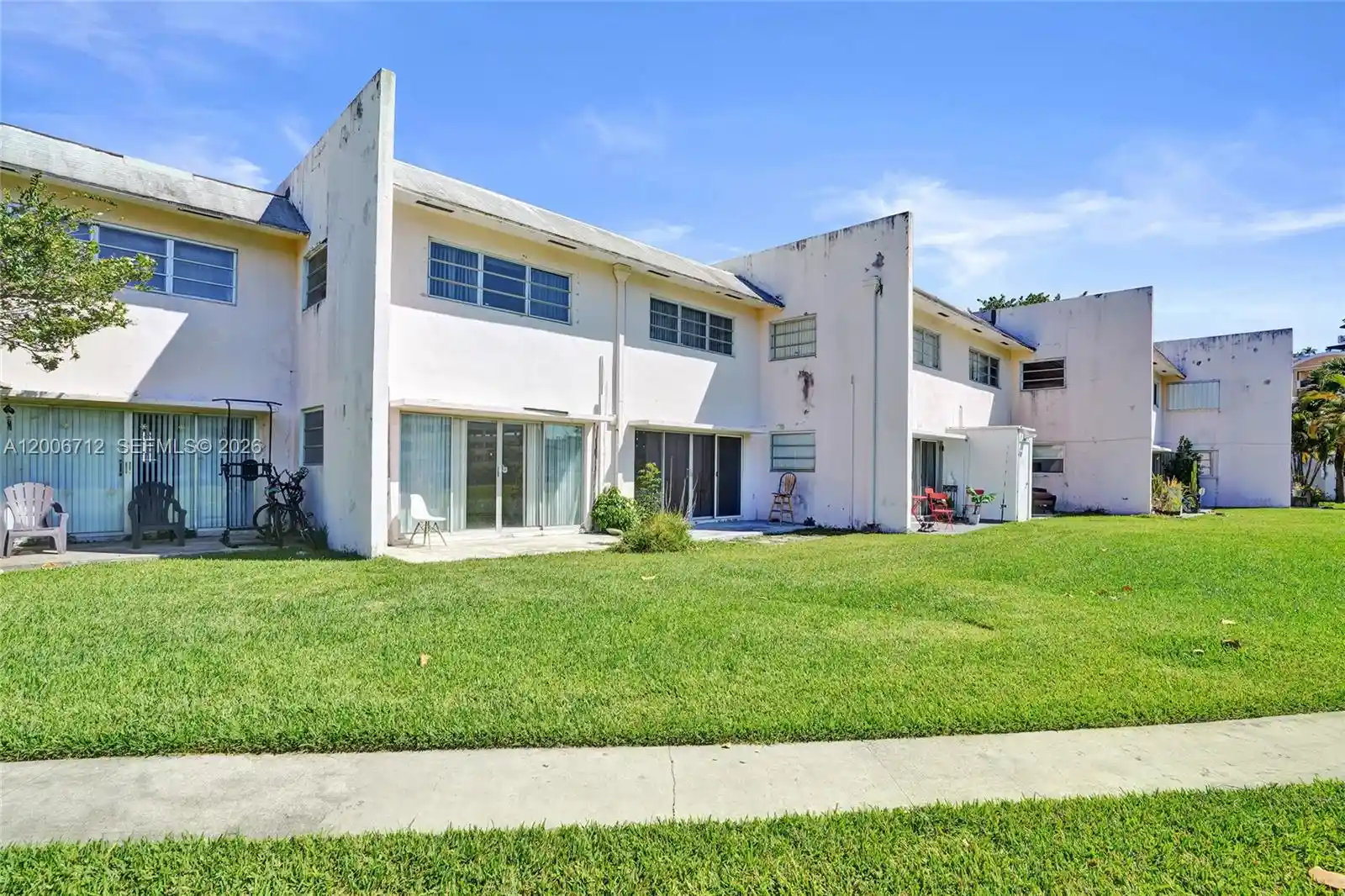 Listing Photo 1 - Condo for sale in 7344 Sw 82Nd St located at 7344 Sw 82Nd St, Miami, FL 33143 - Unit #C114