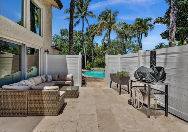 Townhouse for sale at 3432 NE 16th Avenue, Oakland Park, FL 33334 | MLS# B26020955
