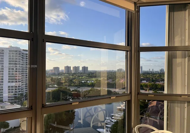3rd image of 3530 Mystic Pointe Dr #1605, Aventura, FL 33180 | MLS# A12008700