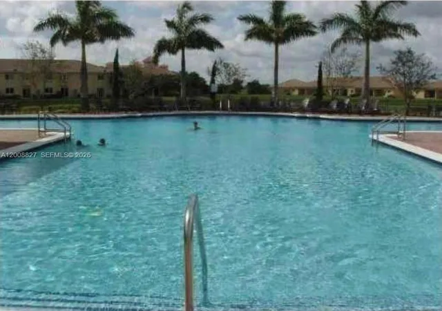 5th image of 1575 Ne 33Rd Ave #1069, Homestead, FL 33033 | MLS# A12008827