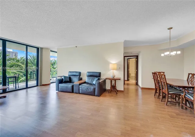 2nd image of 2800 Island Blvd #603, Aventura, FL 33160 | MLS# A12006483