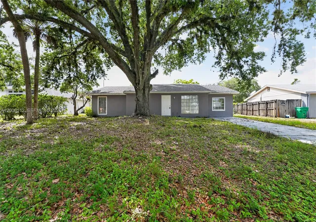 1st image of 4030 School Cir, Labelle, FL 33935 | MLS# A12006112