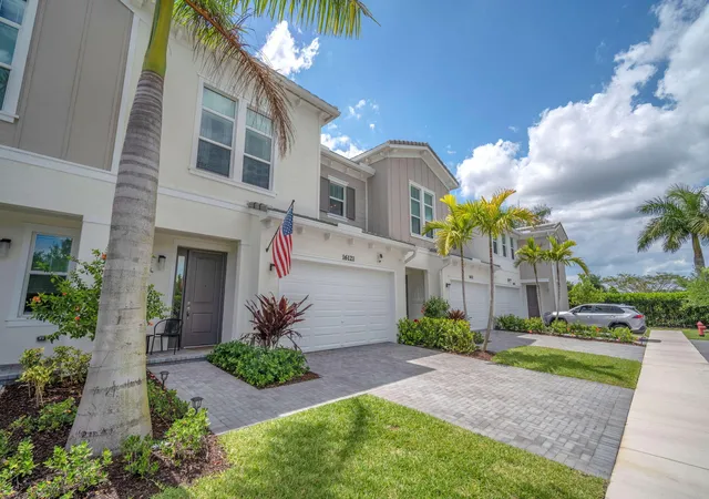 3rd image of 16121 Oakview Dr, Loxahatchee, FL 33470 | MLS# B26021200