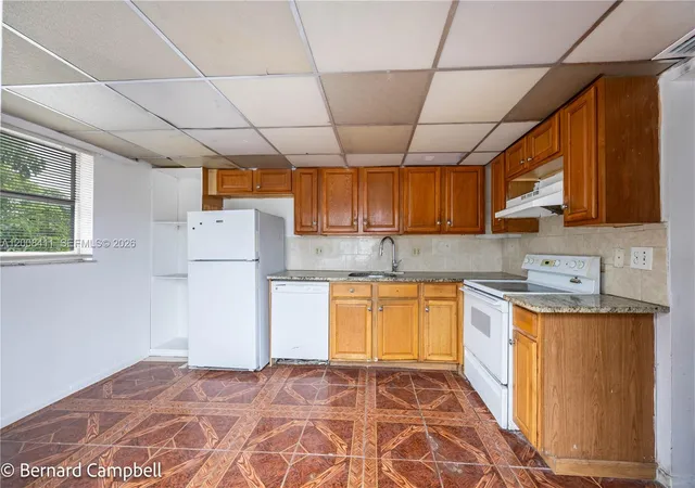 3rd image of 321 Sw 1St Ct #K5, Pompano Beach, FL 33060 | MLS# A12008411