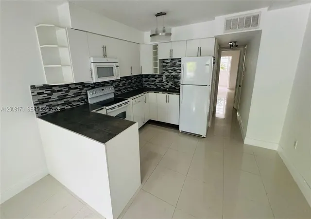 3rd image of 1120 102Nd St #7, Bay Harbor Islands, FL 33154 | MLS# A12008173