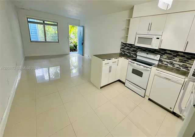 5th image of 1120 102Nd St #7, Bay Harbor Islands, FL 33154 | MLS# A12008173