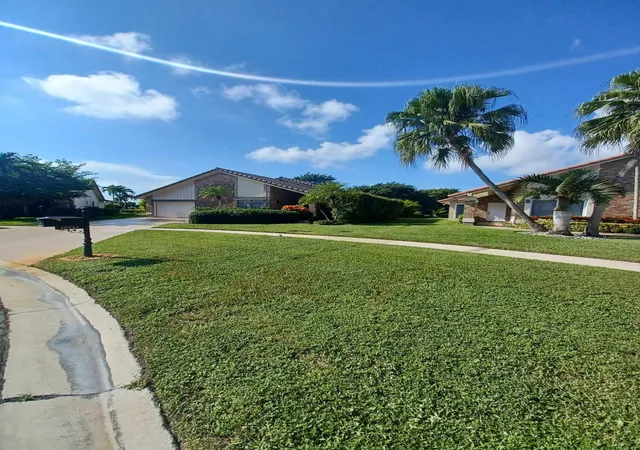 Photo 2 of Single family home for sale at 10544 Fenway Pl, Boca Raton, FL 33498 | MLS# B26021408 | Listing updated on 2026-10-07