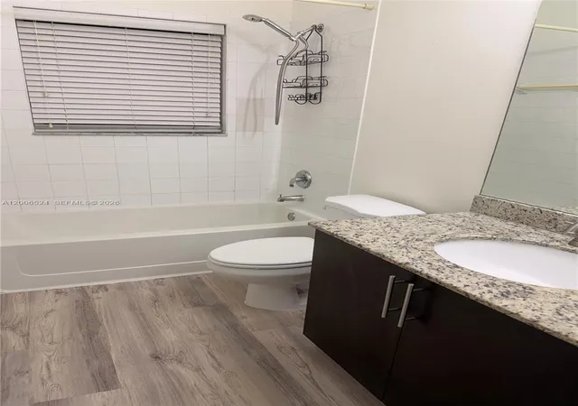 4th image of 9040 Nw 54Th St, Sunrise, FL 33351 | MLS# A12006524