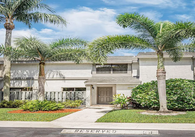 Photo 1 of Townhouse for sale at 3335 Carambola Cir S, Coconut Creek, FL 33066 | MLS# B26021431 | Listing updated on 2026-09-23