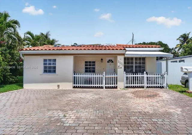 1st image of 1171 Ne 182nd St, North Miami Beach, FL 33162 | MLS# A12009436