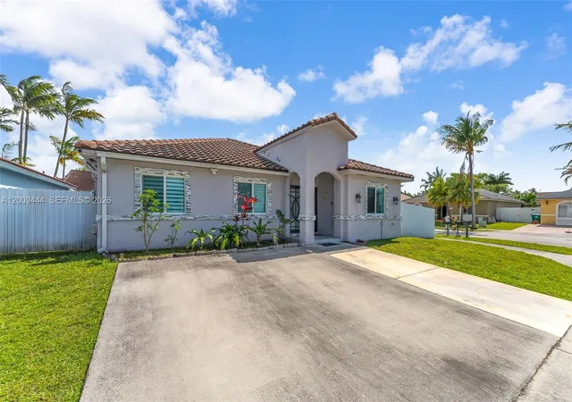 2nd image of 14240 Sw 171st St, Miami, FL 33177 | MLS# A12009444