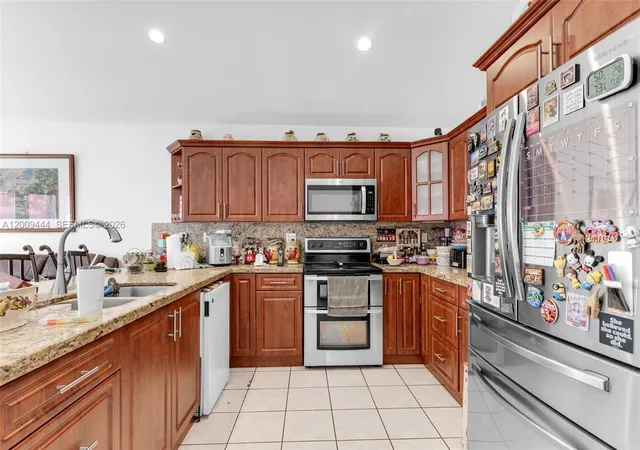 4th image of 14240 Sw 171St St, Miami, FL 33177 | MLS# A12009444