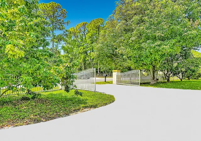 3rd image of 12821 N 86Th Rd Rd N, The Acreage, FL 33412 | MLS# B26021488
