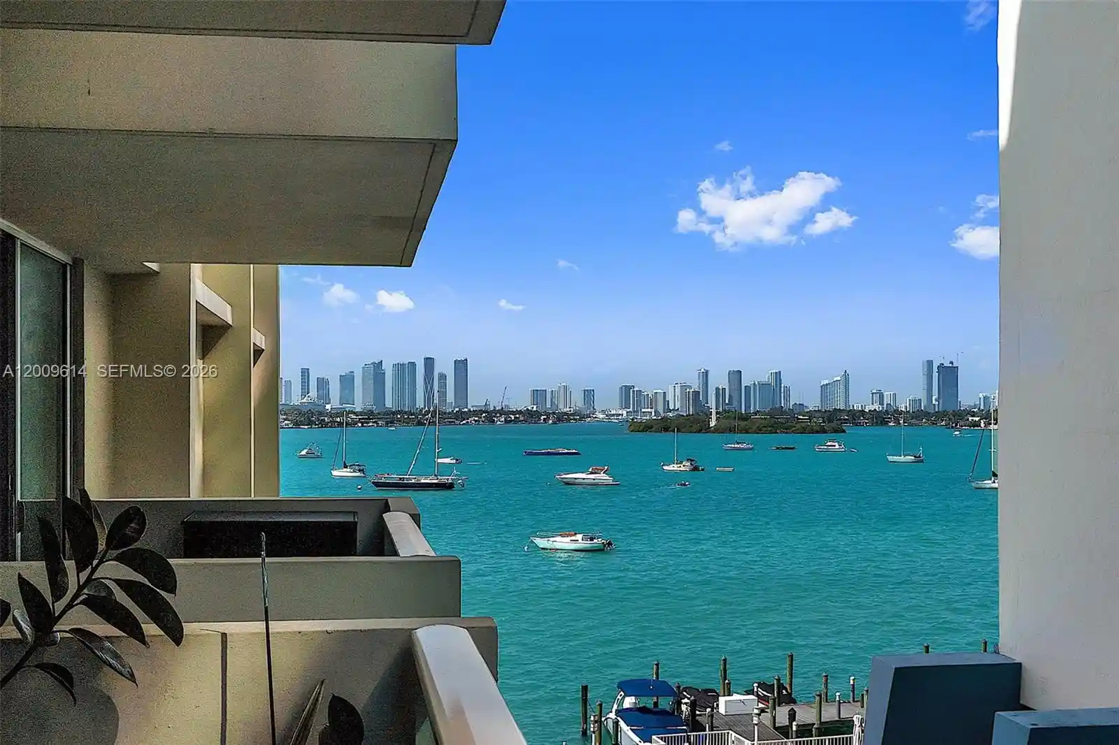 Listing Photo 1 - Condo for sale in 1200 W Ave located at 1200 W Ave, Miami, FL 33139 - Unit #423