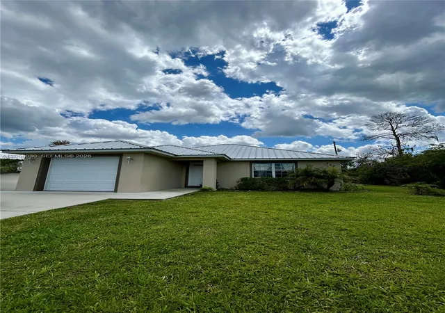 2nd image of 358 Lime Rd Nw, Lake Placid, FL 33852 | MLS# A12008030