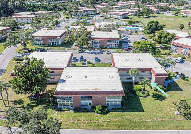 Homes for sale in Vero Beach, FL | 28 Pine Arbor Ln #101, Vero Beach, FL 32962 | MLS# B26021658
