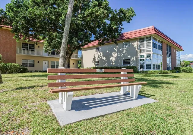 Homes for sale in Vero Beach, FL | 28 Pine Arbor Ln #101, Vero Beach, FL 32962 | MLS# B26021658