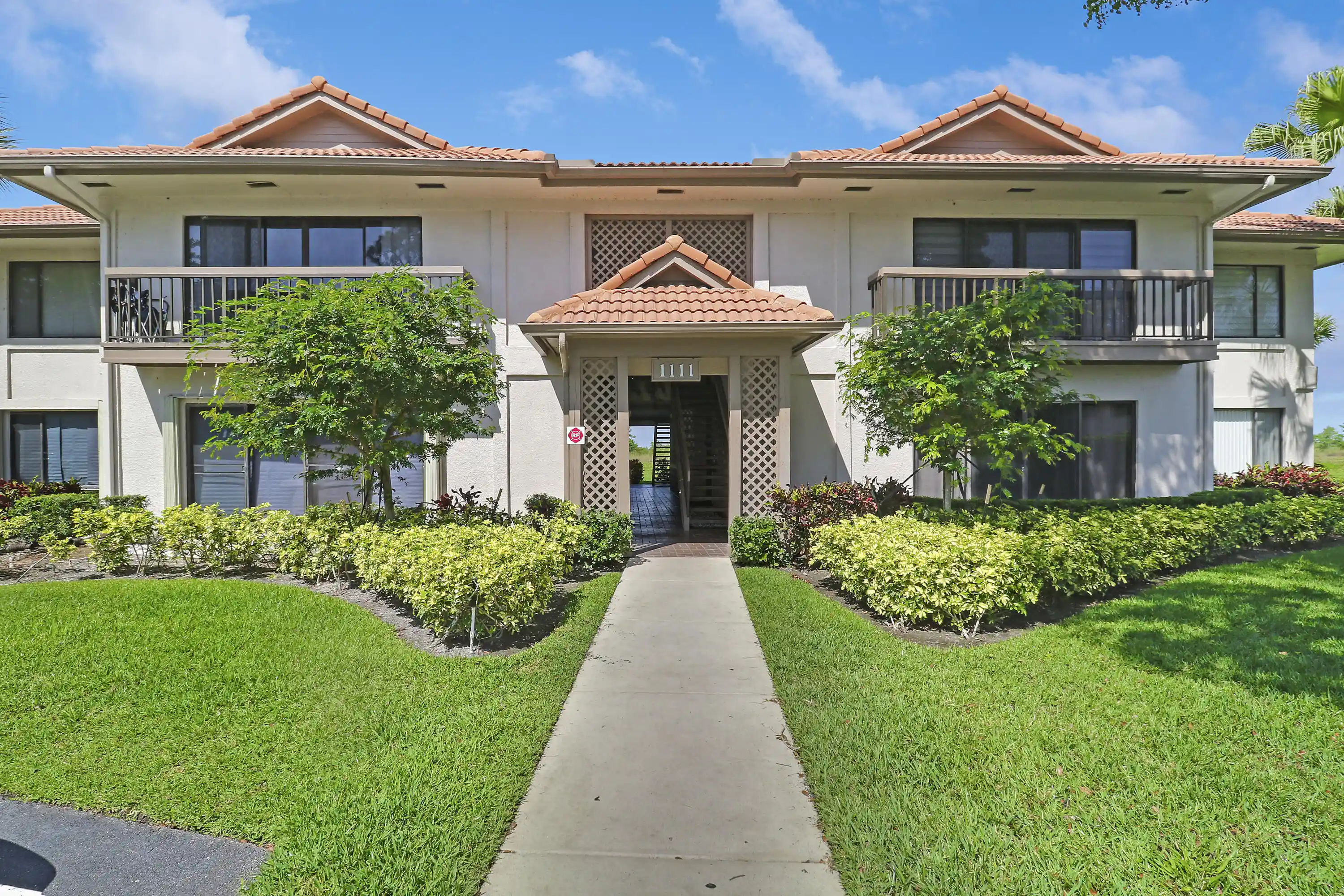 Condo for sale at 1111 Duncan Cir #104, Palm Beach Gardens, FL 33418 | MLS# B26021659