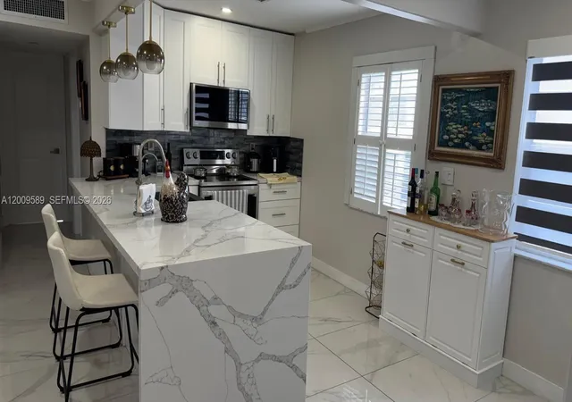 4th image of 31 Normandy A, Delray Beach, FL 33484