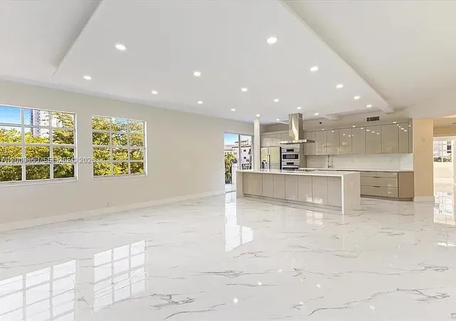 3rd image of 3900 Island Blvd #B408, Aventura, FL 33160 | MLS# A12009960