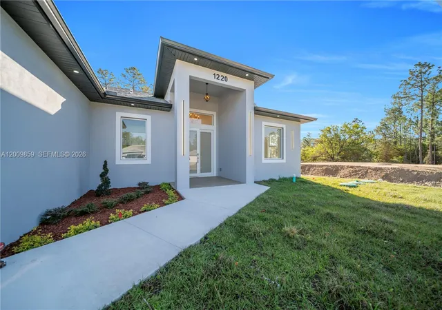 Homes for sale in Lehigh Acres, FL | 1220 Euclid Ave, Lehigh Acres, FL 33972 | MLS# A12009859