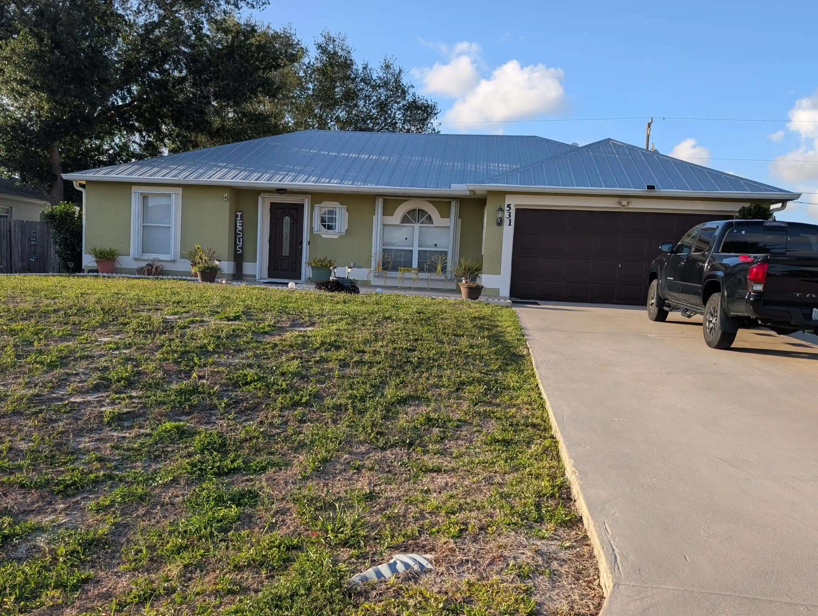 Photo 1 of Sale Pending at 531 Sw Bradshaw Cir, Port St Lucie, FL 34953 | MLS# B26021802 | Listing updated on 2026-10-19